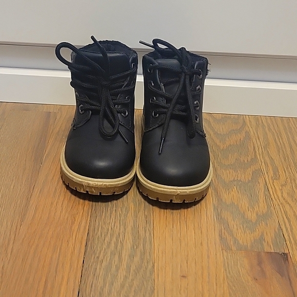 fabkids Other - FabKids Black Mountain Boots  Sz T8